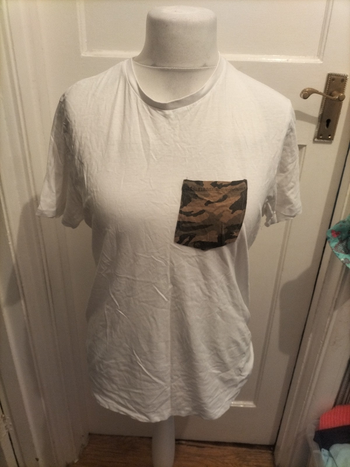 Threadbare Large White With Camouflage Pattern Short Sleeve T-shirt