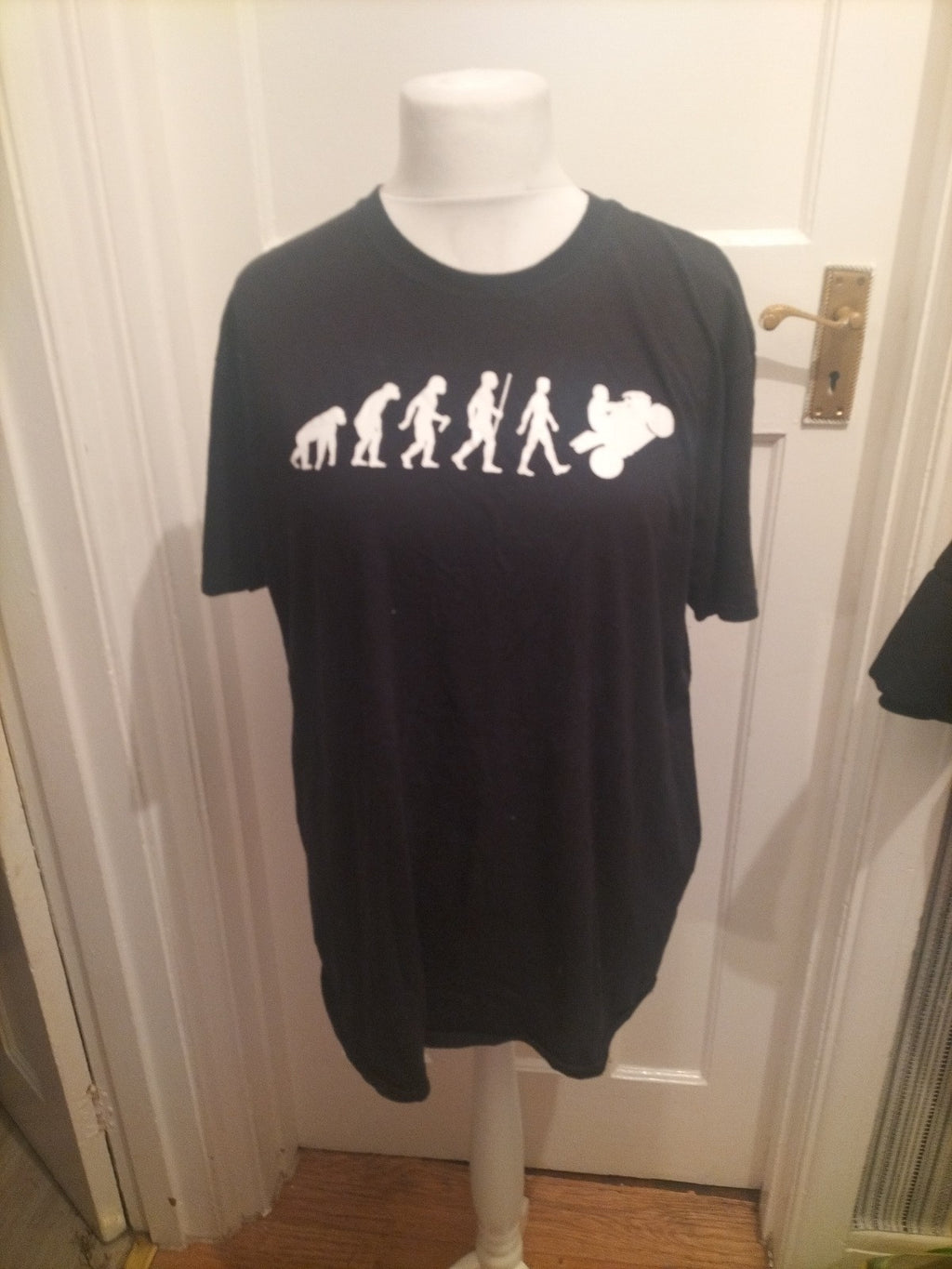 Mens Gildan Size XL Black "Man" Printed Short Sleeved Tshirt