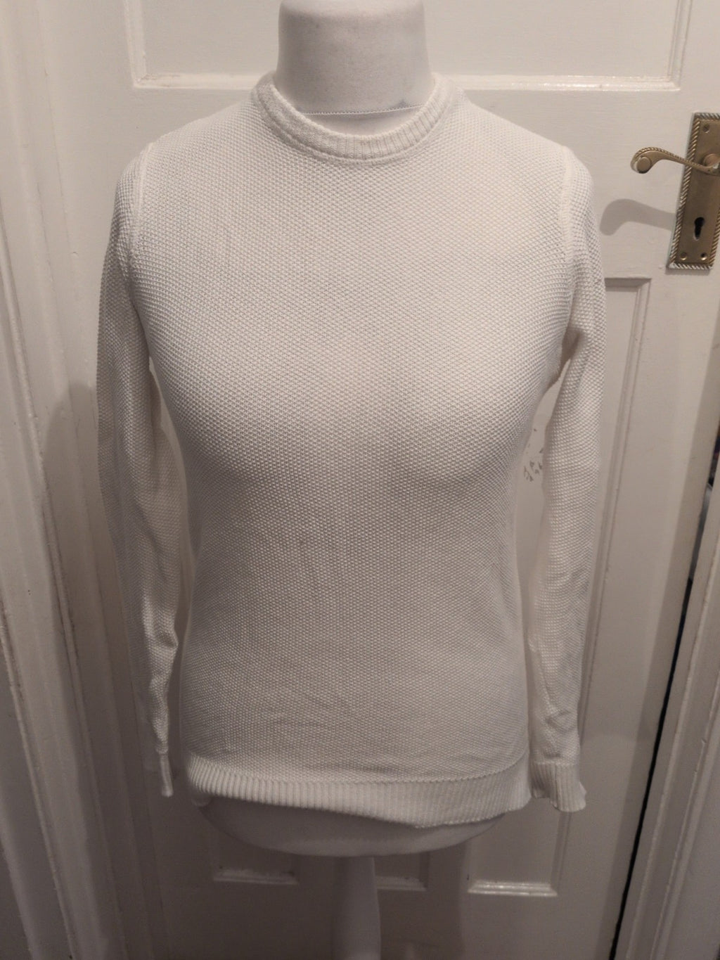 Primark Small White Round Neck Pullover Jumper Textured