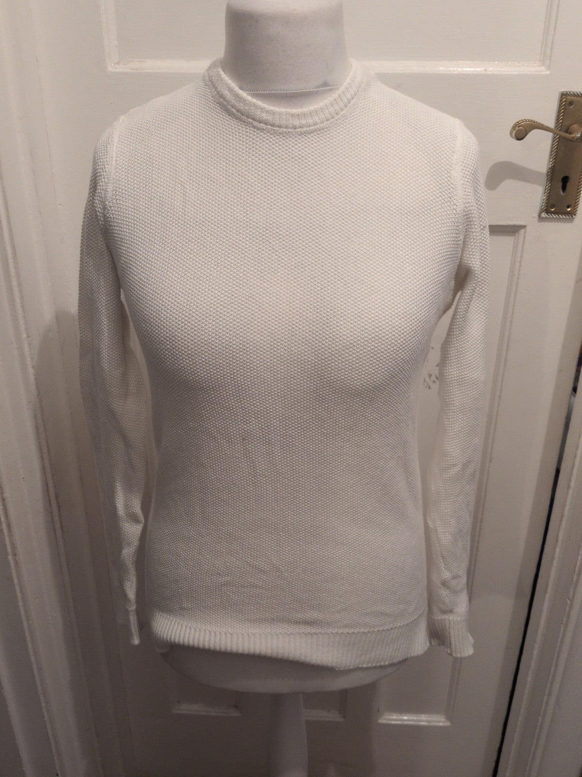 Primark Small White Round Neck Pullover Jumper Textured