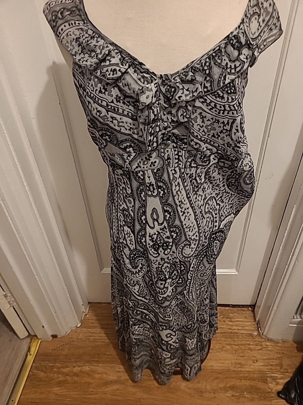Ladies Per Una Size 12L Grey Toned Sleeveless Long Length Dress