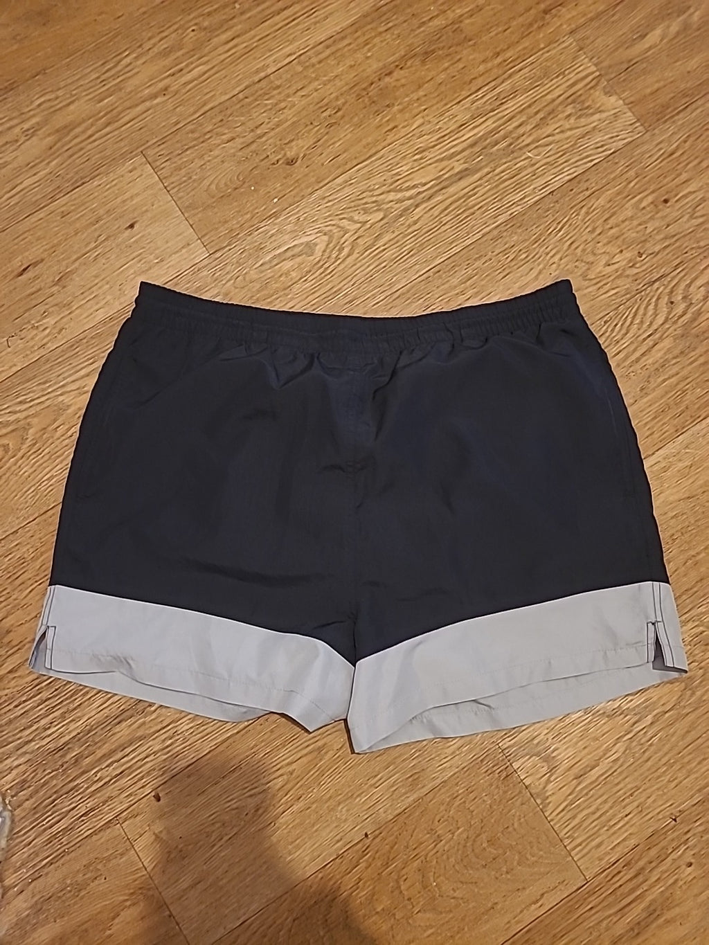 Mens Marks And Spencer Size Large Black/Grey Elasticated Shorts