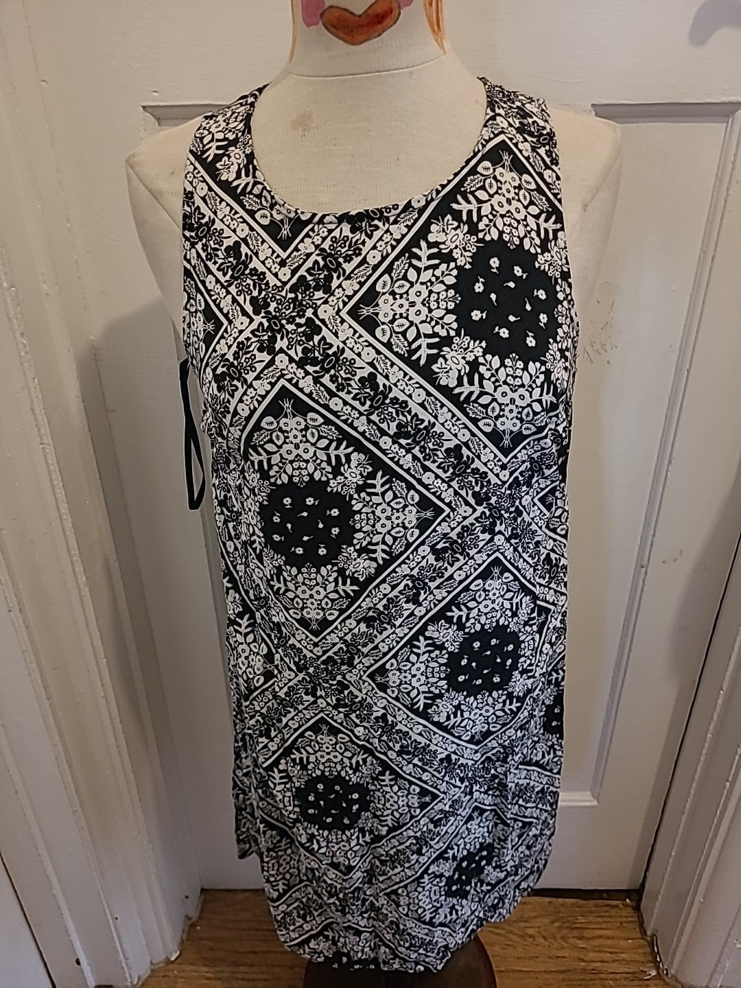 Ladies Primark Size 14 Black and White Aztec Sleeveless A-line Dress