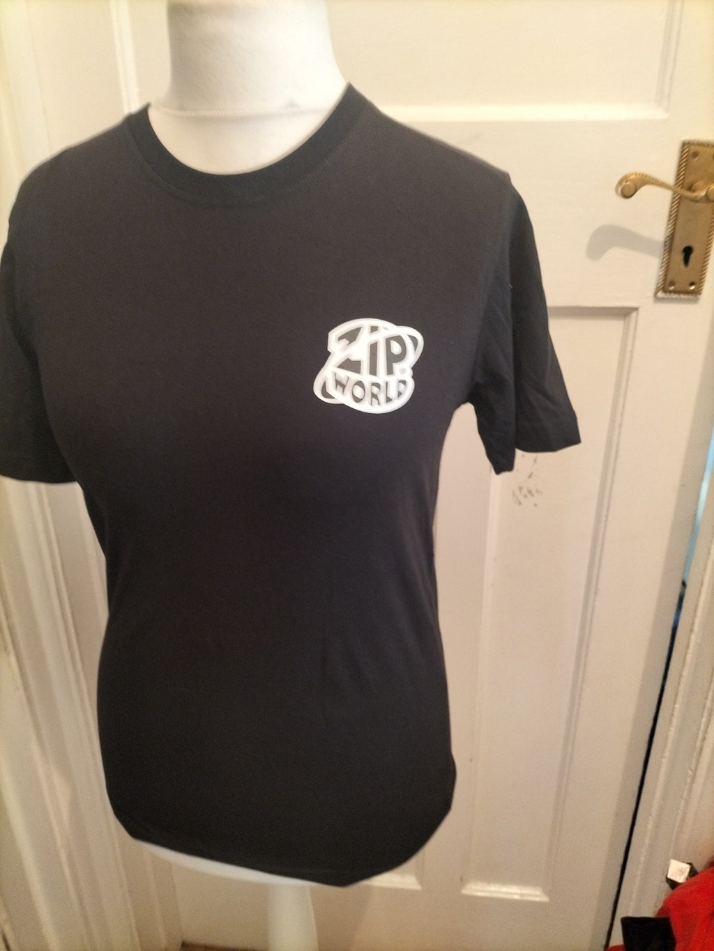 Mens Zip World Size Xs Black Short Sleeved T-shirt