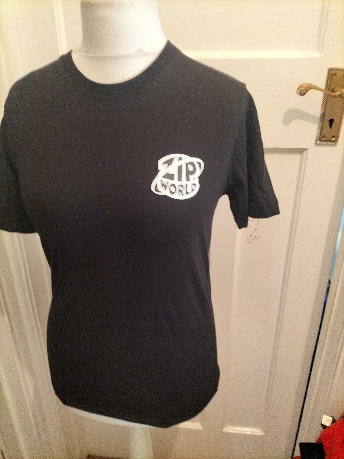Mens Zip World Size Xs Black Short Sleeved T-shirt