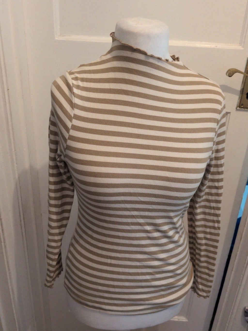 Tu 12 Green And White Stripe Long Sleeve Top
