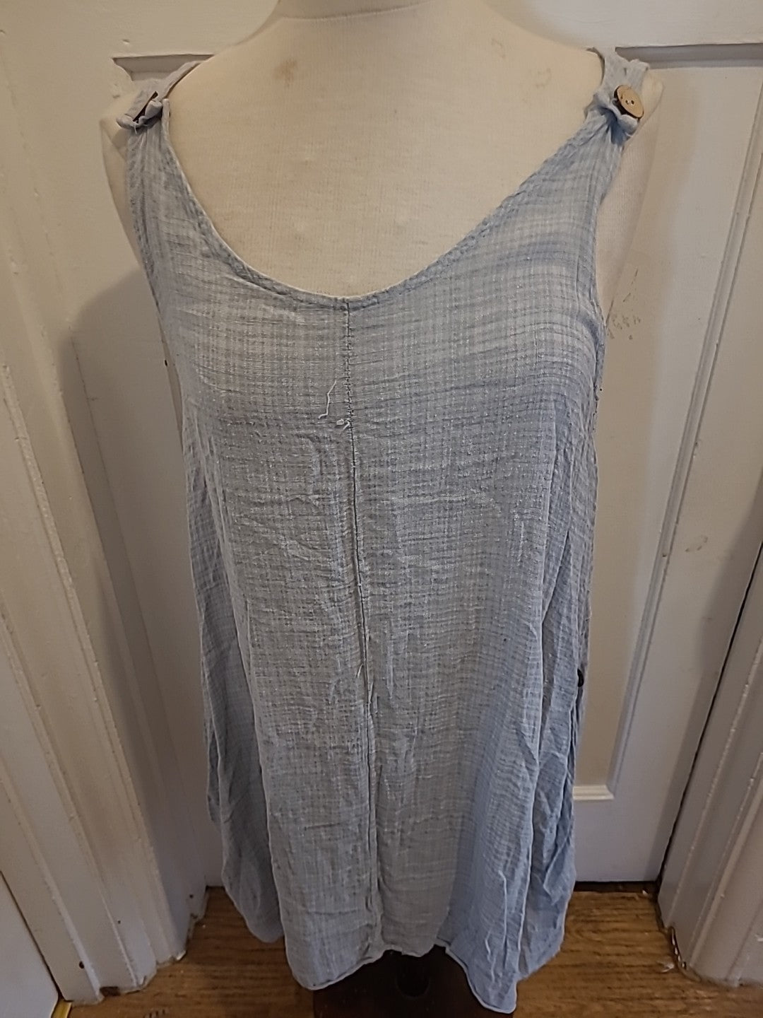 Ladies Size Large Grey Italian Sleeveless Dress