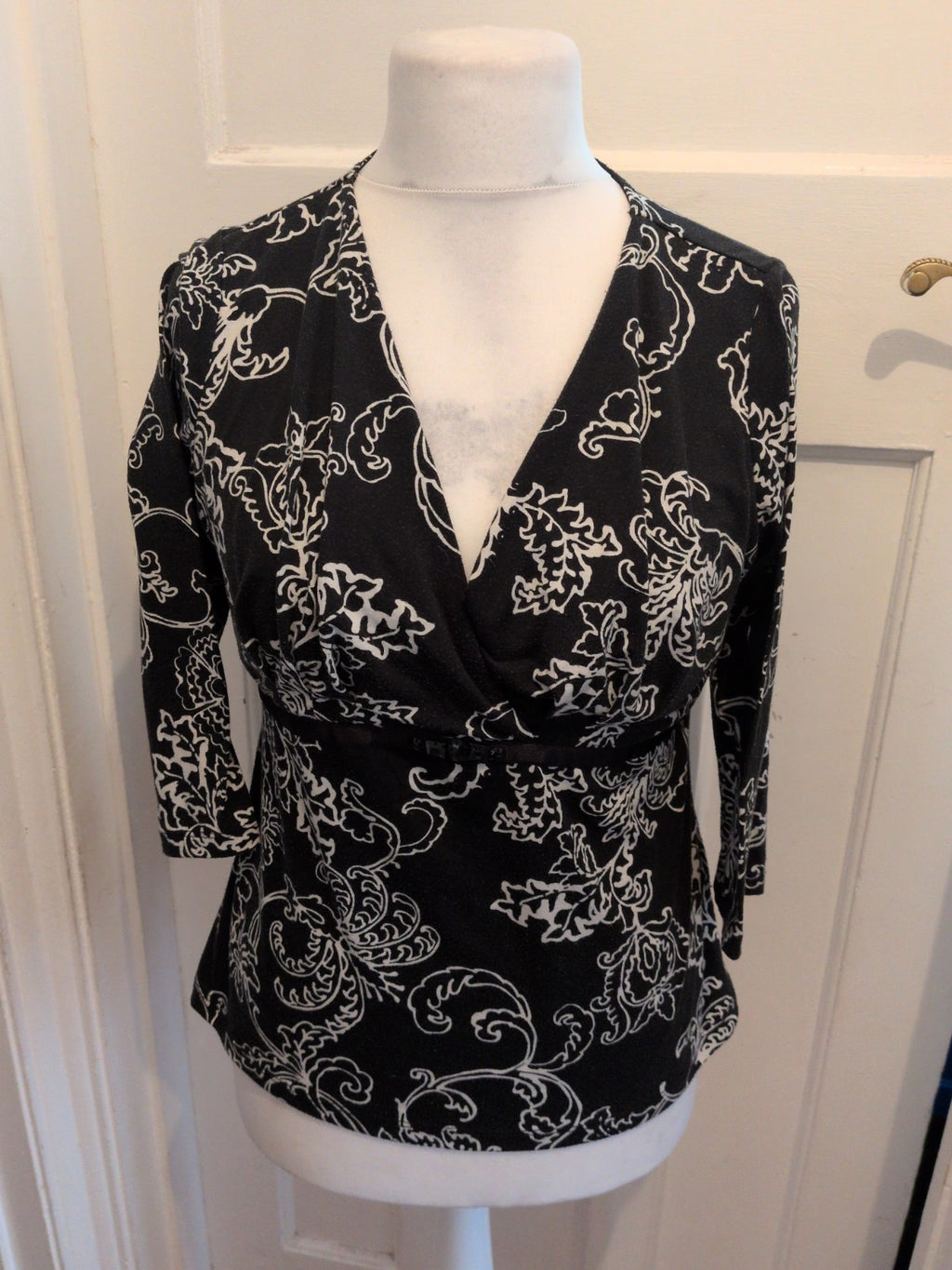 Per Una 14 Black With White Floral 3/4 Sleeve V Neck Blouse
