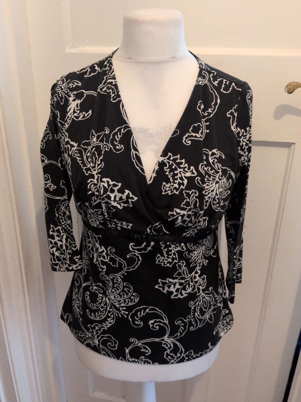 Per Una 14 Black With White Floral 3/4 Sleeve V Neck Blouse