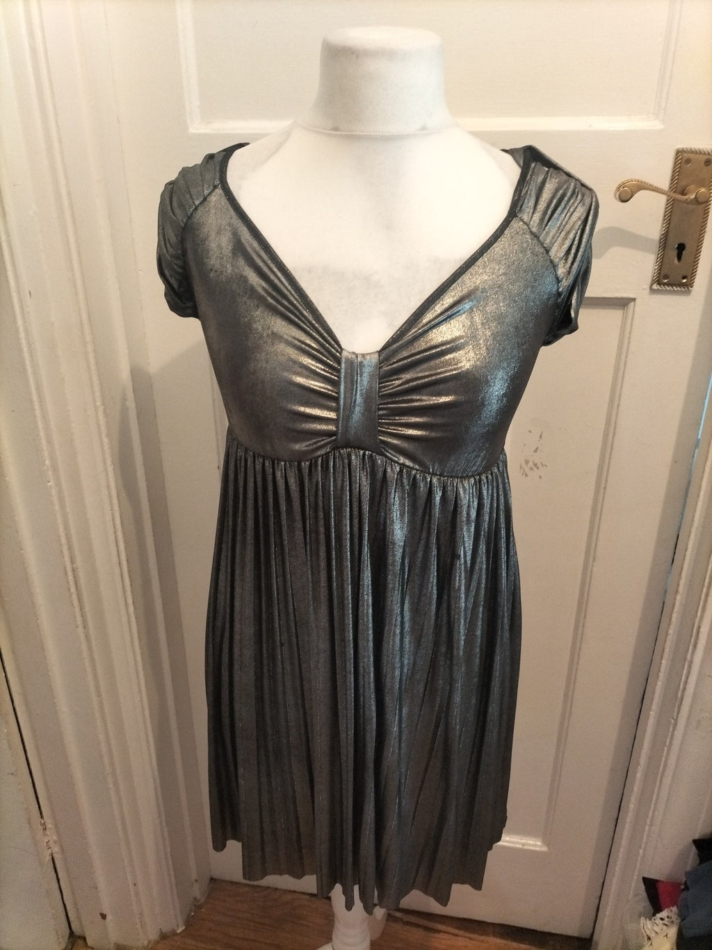 Ladies Garjana Size T2 Metallic Silver V Neck Dress