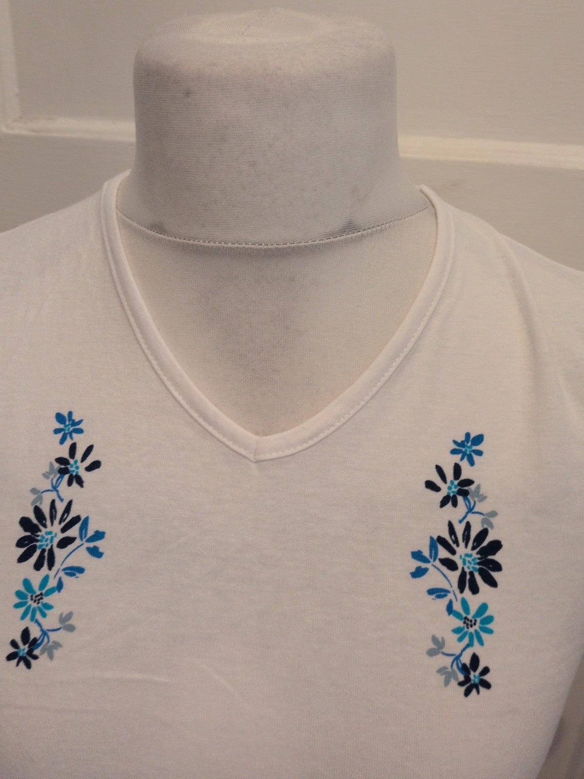 Anne De Lancay Small White With Blue Short Sleeve Blouse T-shirt