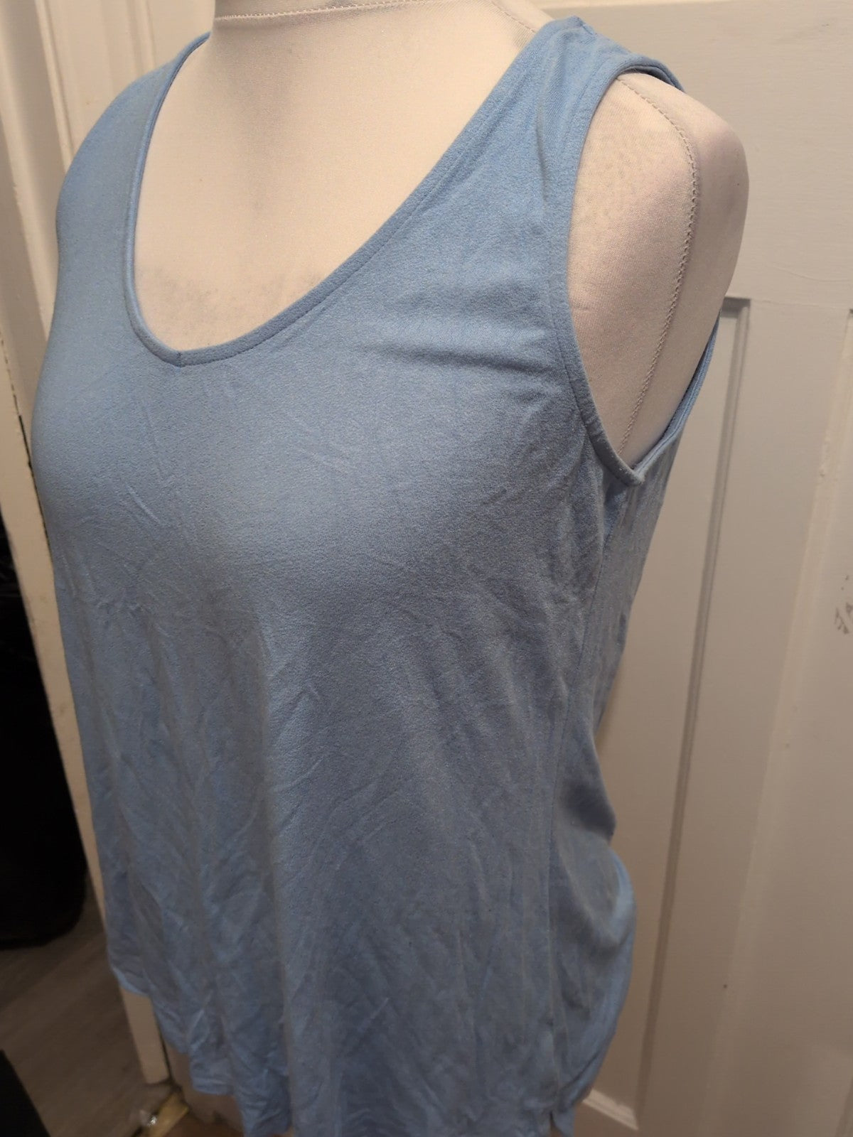 XL Blue Sleeveless Scoop V Neck Vest Top