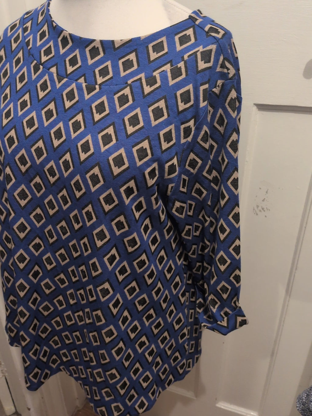 Luca Vanucci Medium Blue Beige And Black 3/4 Sleeve T-shirt