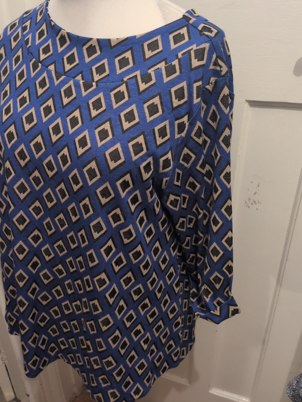 Luca Vanucci Medium Blue Beige And Black 3/4 Sleeve T-shirt