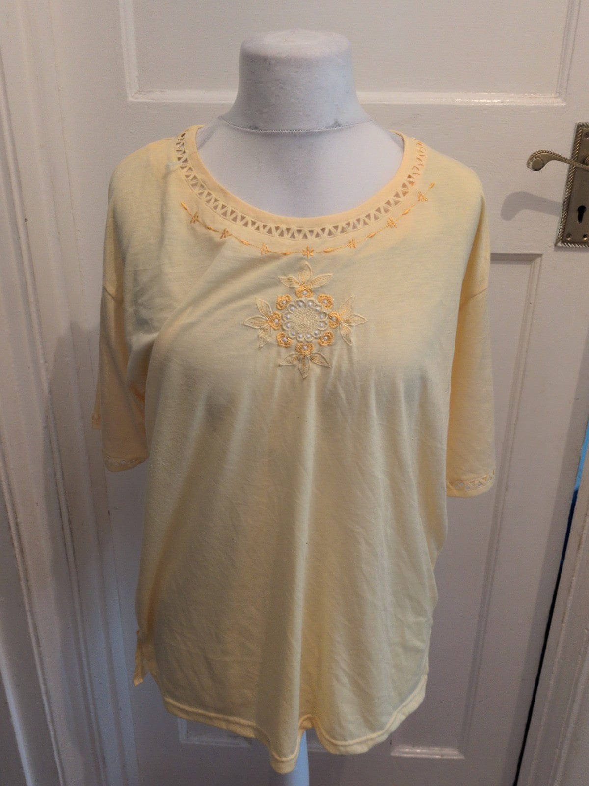 Anne Fashion 2XL Yellow Short Sleeve Blouse