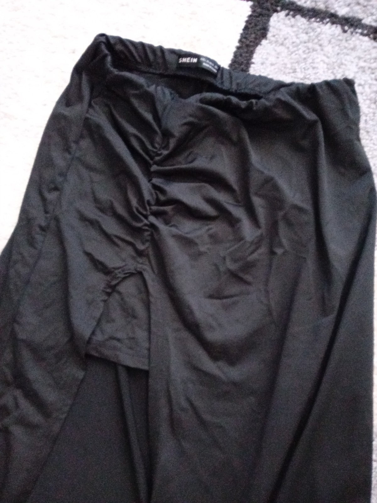 Ladies Long Black Skirt With Mini Insert Size Large [12-14] Free Delivery