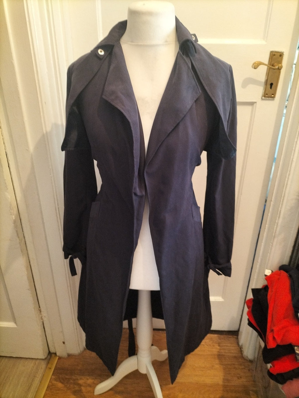 Ladies New Look Size 12 Black Long Length Jacket