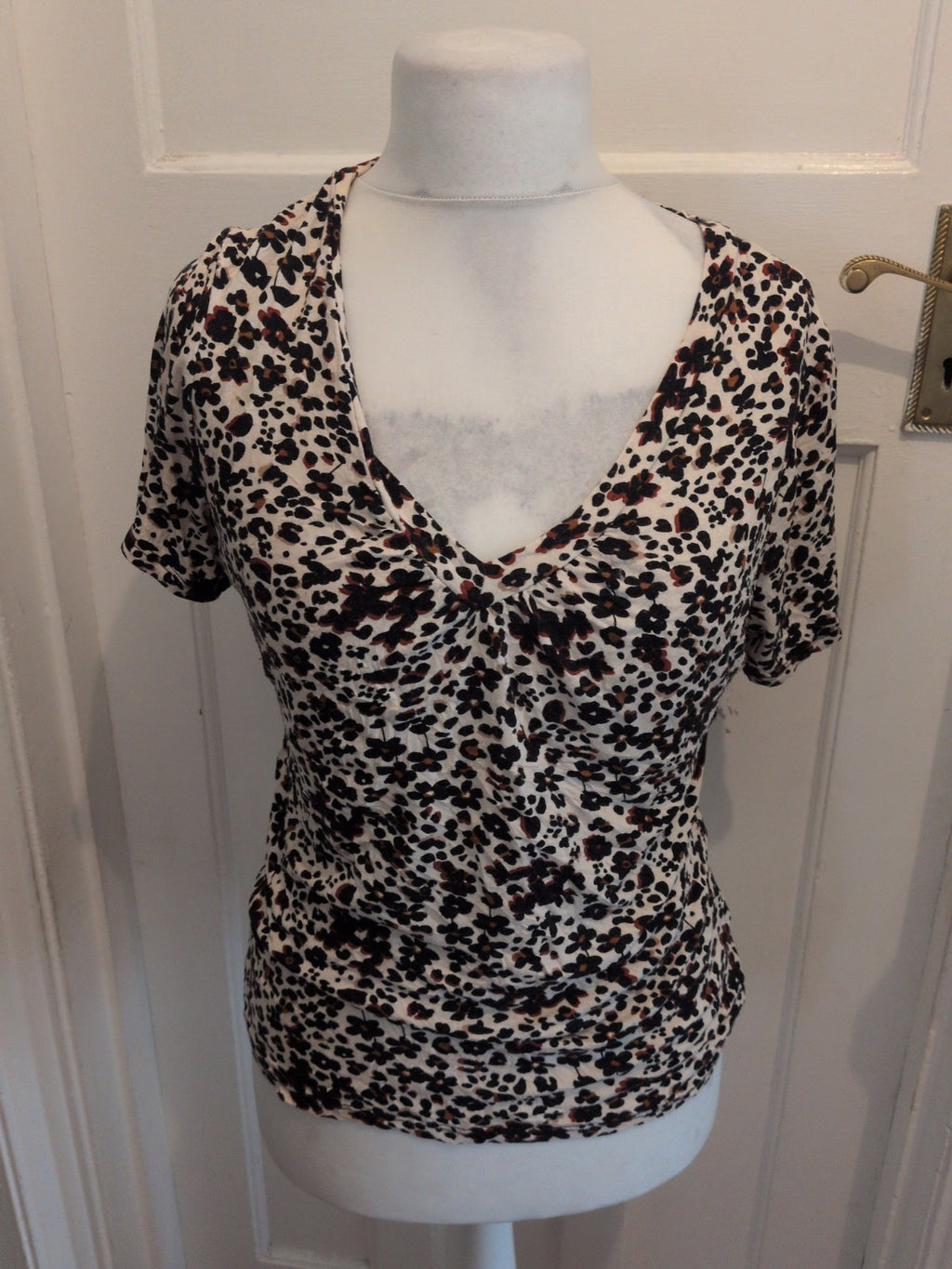 Tu 12 Beige Black Floral V Neck Blouse