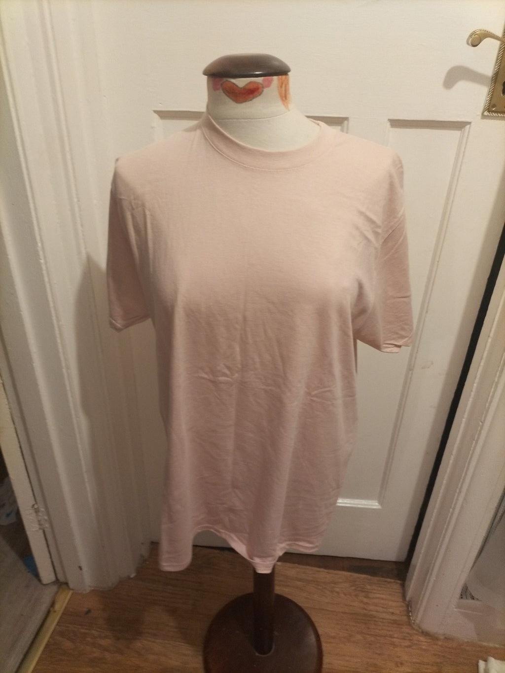 Mens Russell Size Medium Baby Pink Short Sleeved Tshirt