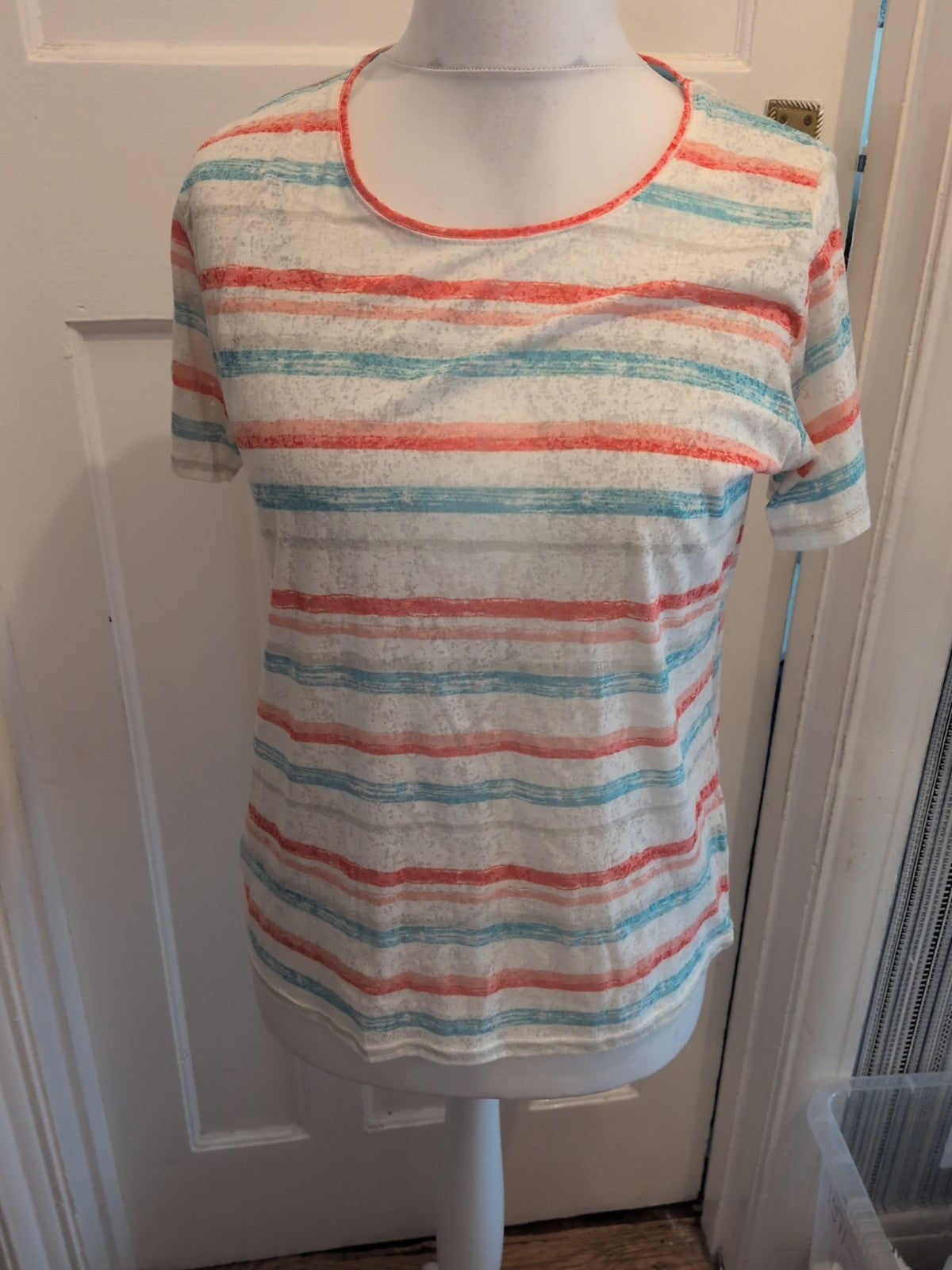 Isle Essentials 14-16 Blue Red And White Short Sleeve Lightweight T-shirt
