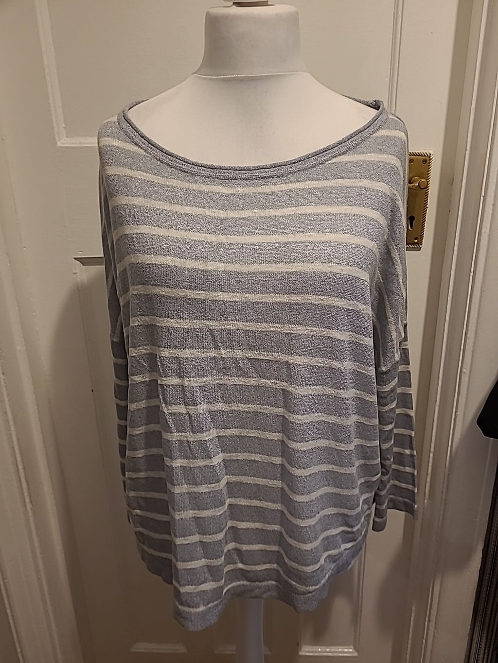 Ladies Flash Women 1968 Size L Grey And White Striped Long Sleeve Blouse