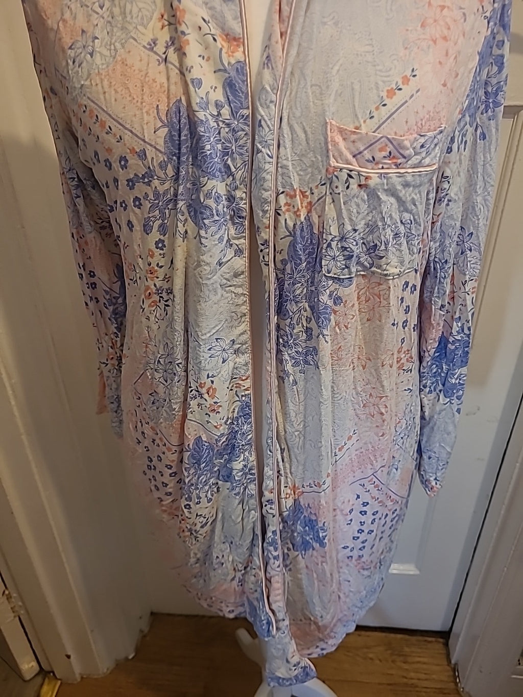 Ladies F&F Size 12-14 Lilac/Pink Long Sleeved Open Night Gown