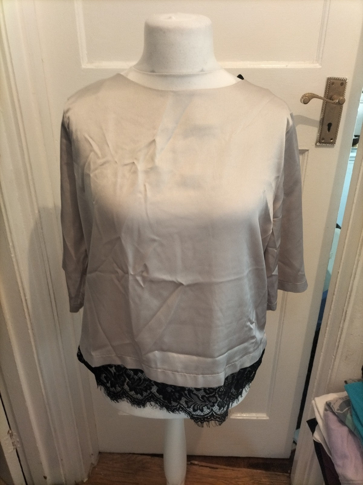 Dorothy Perkins 16 Silver And Black Half Sleeve Blouse