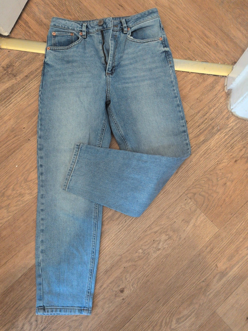 Ladies ASOS Size 28/30L Blue Jeans