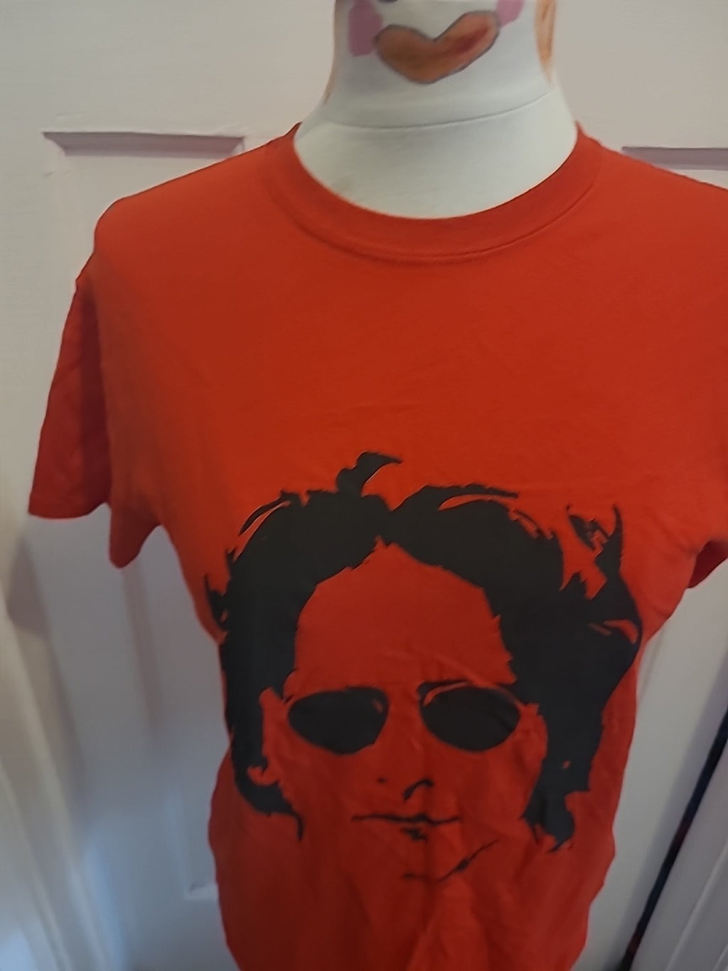 Mens Gildan Size Medium Red With Black Face Print Short Sleeved Tshirt