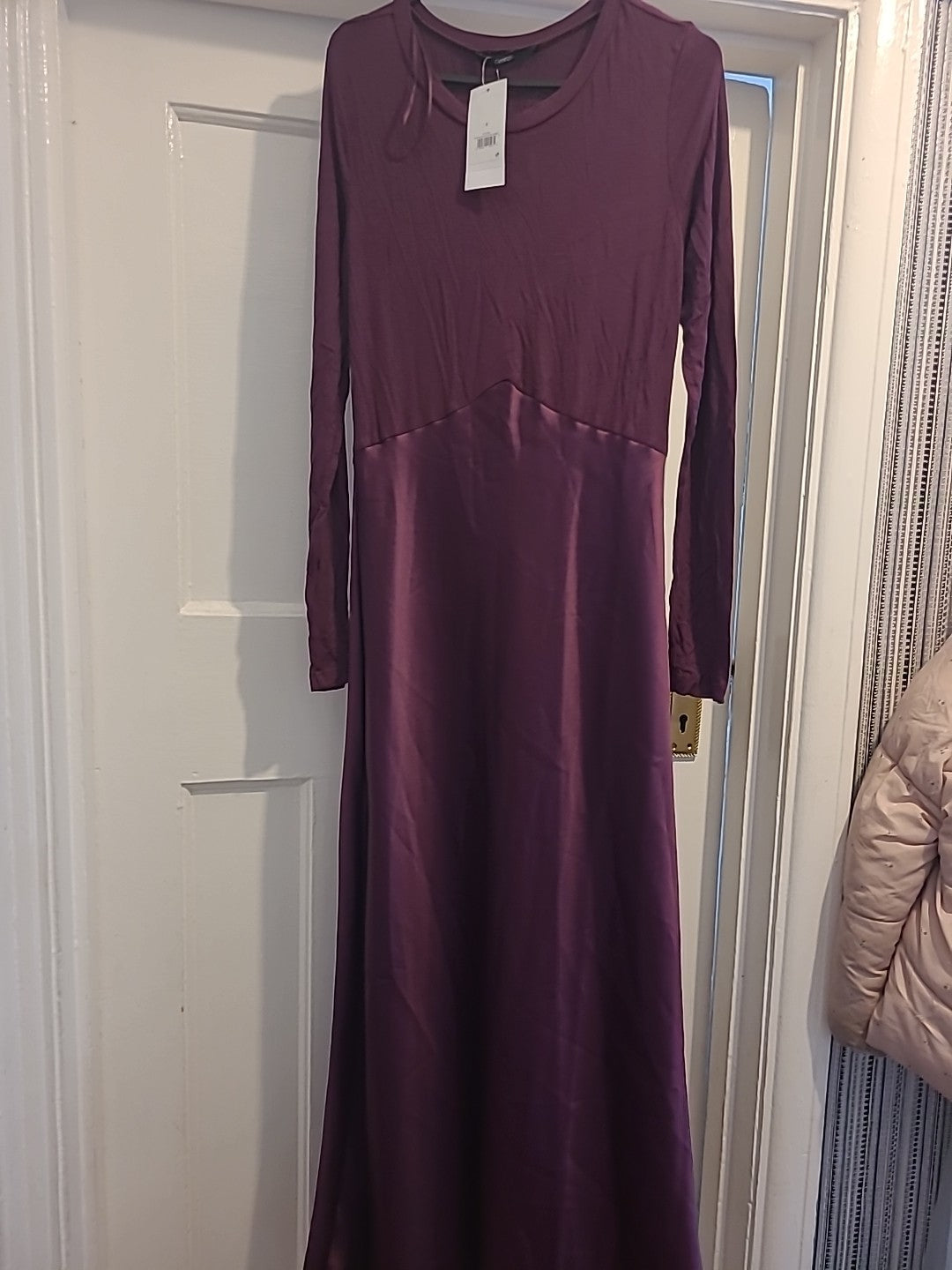 Brand New Ladies George Size 8 Purple Long Sleeved Long Length Dress
