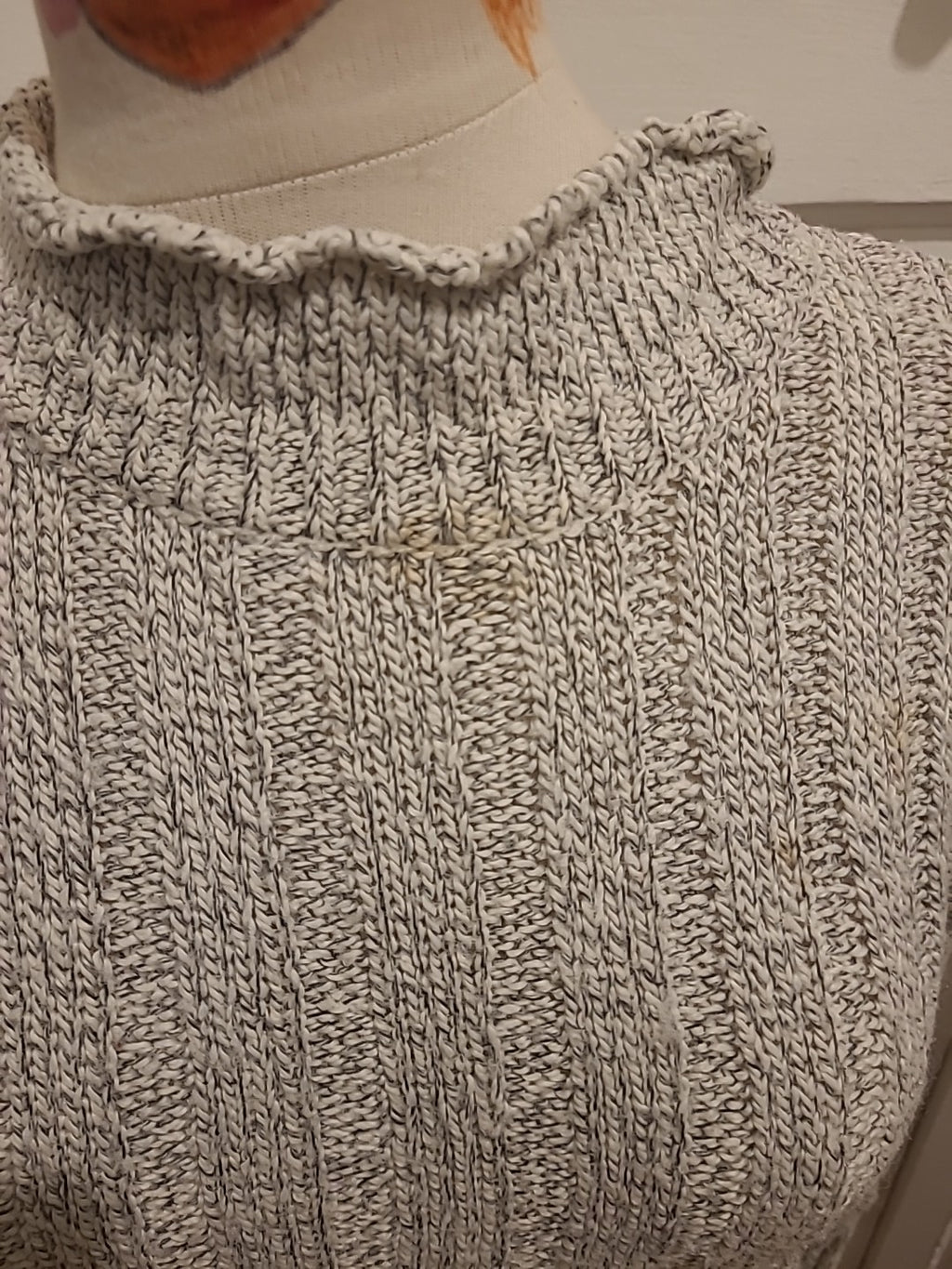 Ladies Internal Size S/M Stone Fleck Long Sleeved Pullover Jumper