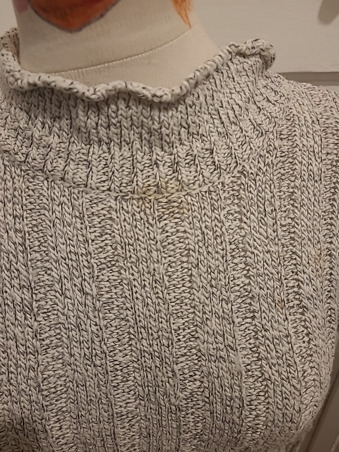 Ladies Internal Size S/M Stone Fleck Long Sleeved Pullover Jumper