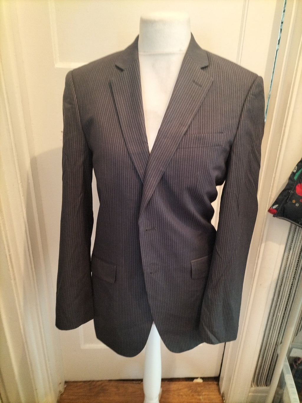 Mens Burtons Size 38L Black With Grey Pin Strips Long Sleeve Padded Blazer