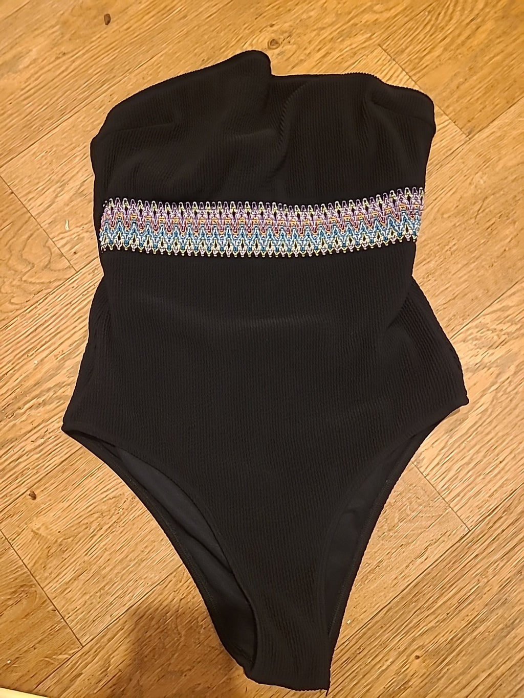 Ladies XL Black Sleeveless Swimsuit