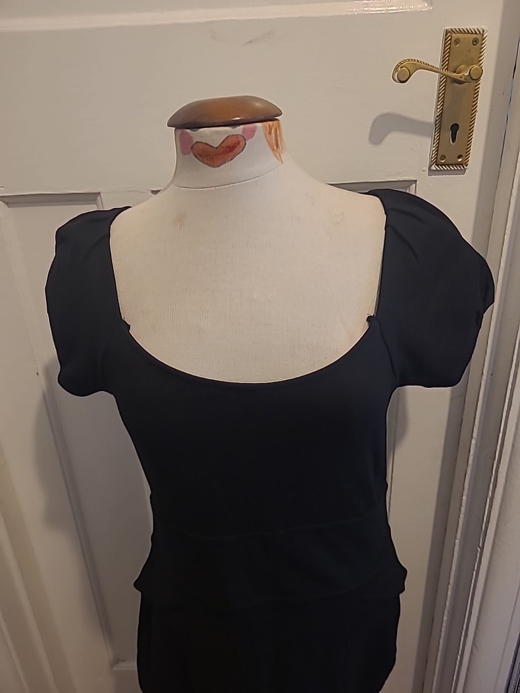 Ladies Great Plains Size Large Black Cap Sleeved Dress