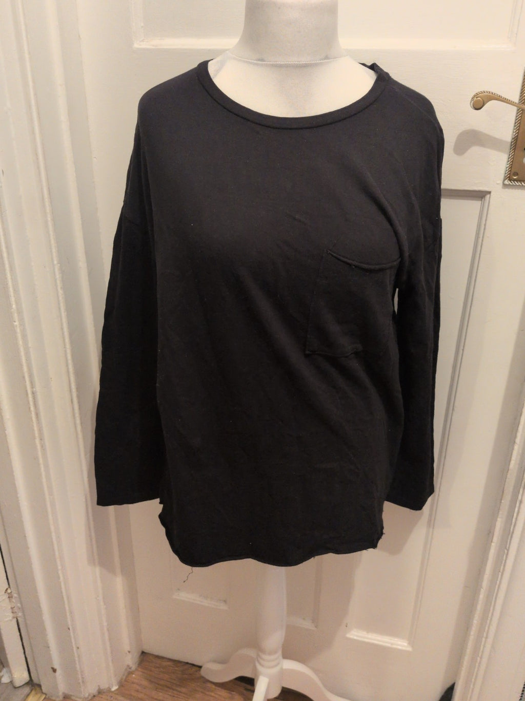 20-22 Black Long Sleeve Pyjama Top T-shirt