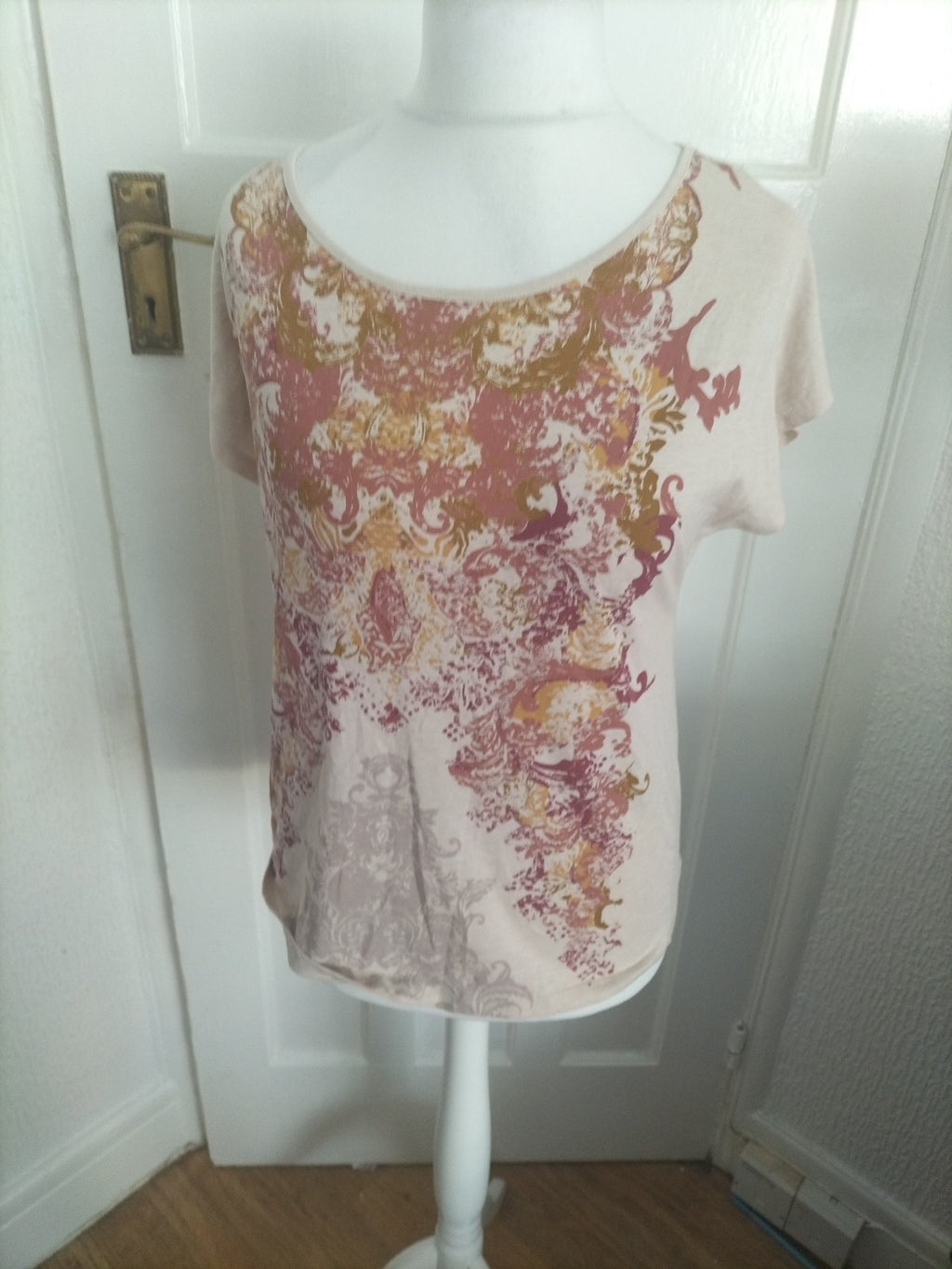 Ladies Autograph Size 12 Oatmeal Patterned Short Sleeved Blouse