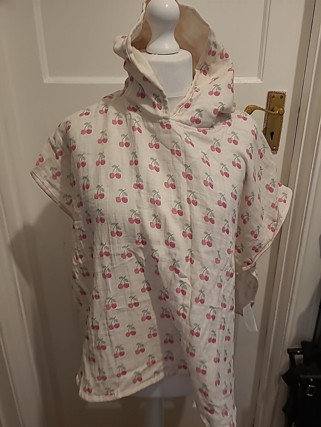 Girls Jojo Maman Bebe Age 3-5 Years White Cherry Hoodie