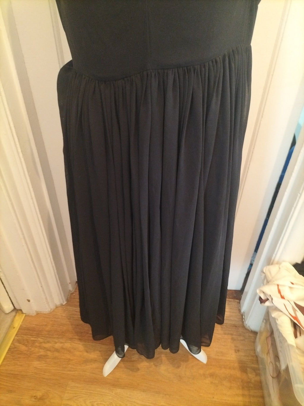 Ladies L.K.Bennett Size 12 Black Lined Sleeveless Dress