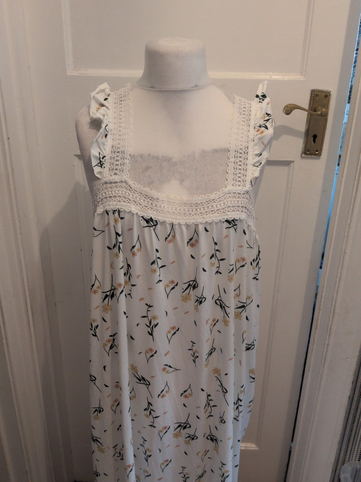 3XL White Green And Yellow Floral Sleeveless Midi-Long Dress