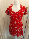 Ladies Peacocks Size 10 Red Floral Short Sleeve Blouse