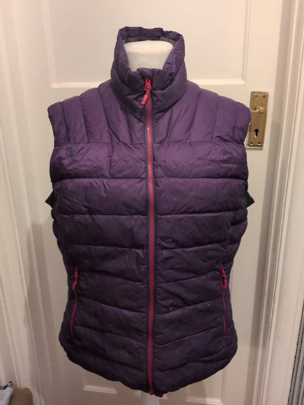 Ladies Rab Size 16 Purple Sleeveless Puffer Jacket