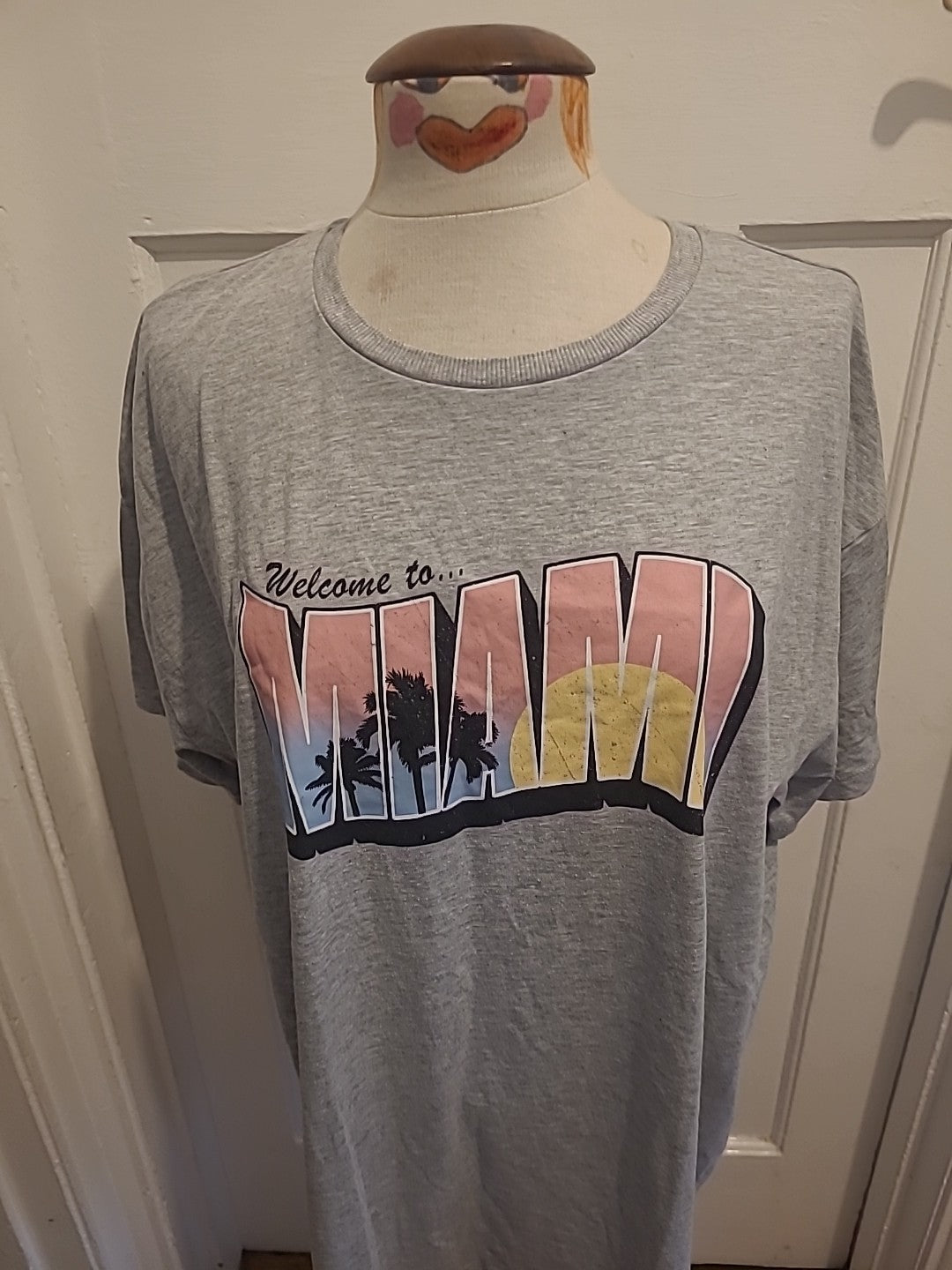 Ladies Primark Size 12-14 Grey "Miami" Short Sleeved Tshirt