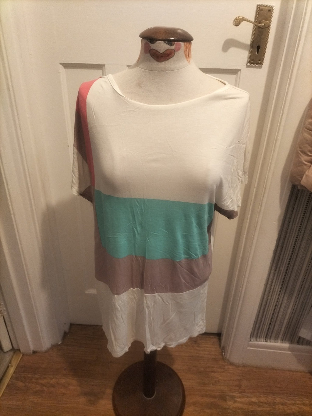 Ladies Next Size 8 Peach White Short Sleeved Tshirt