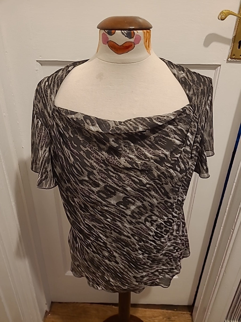 Ladies Marks And Spencer Size 14 Mink Mix Short Sleeved Blouse