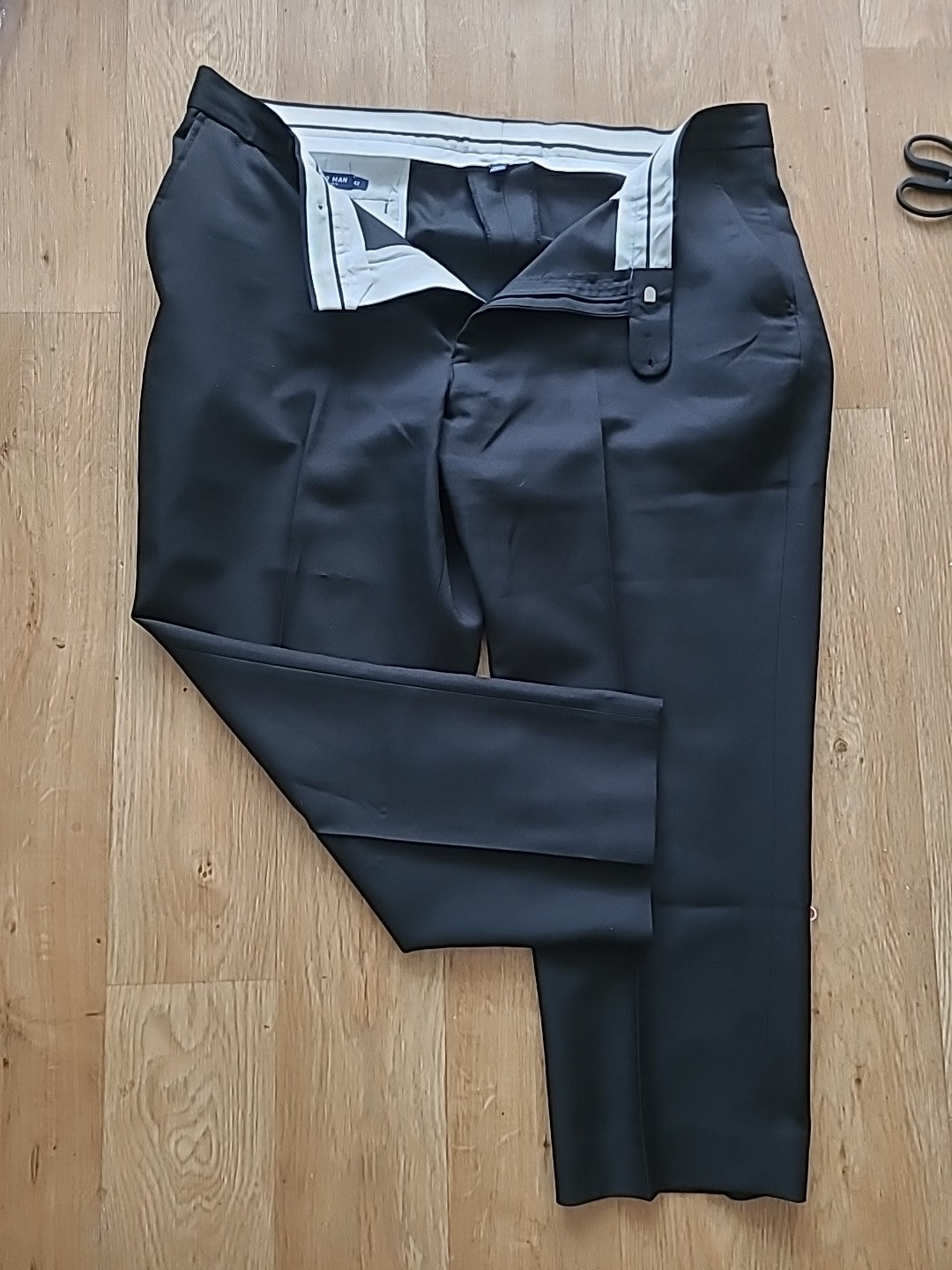 Mens Premier Man Size 42" Black Trousers