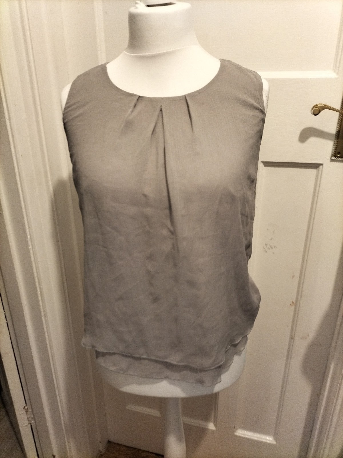 Ladies Size 10 Greyish Sleeveless Lined Blouse