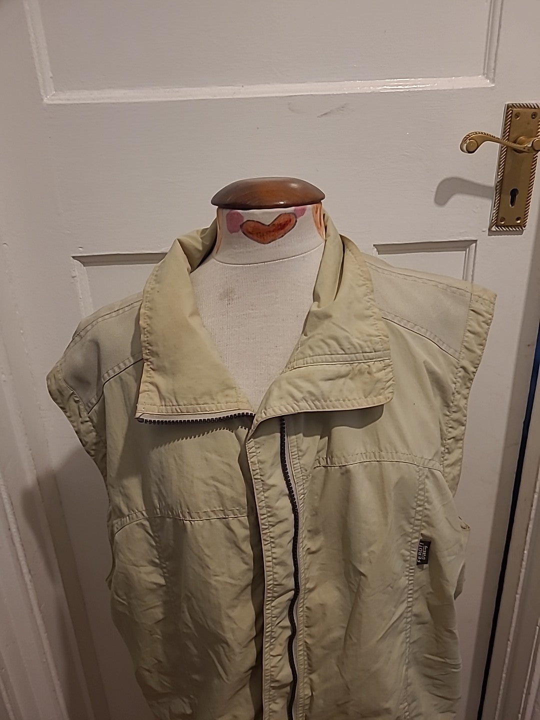 Mens Giani Feroti Size 2XL Beige Sleeveless Zip Through Coat