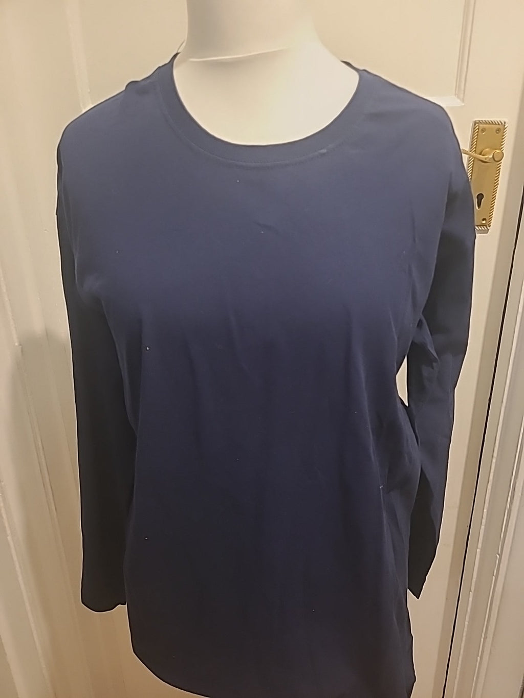 Mens Fruit Of The Loom Size XL Navy Long Sleeved Tshirt