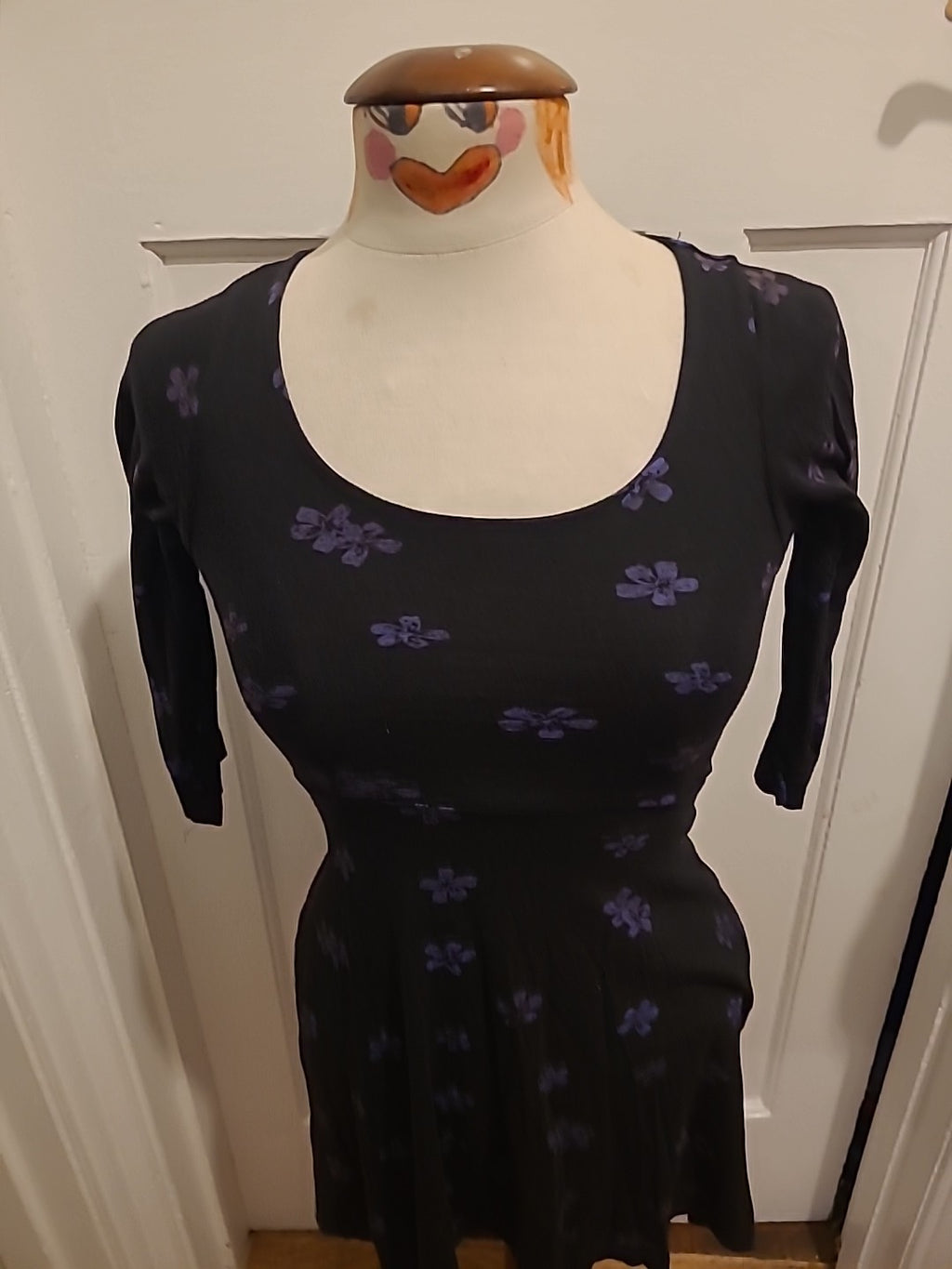 Ladies Primark Size 8 Black And Purple Mid Sleeved Floral Flare Dress